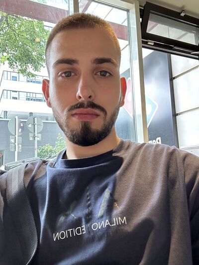  Homberg,   , 24 ,   ,   