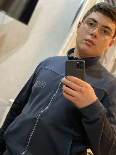  ,   Grisha, 24 ,   ,   , c 