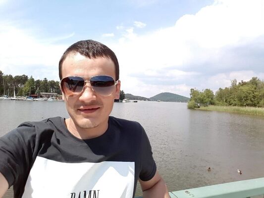  ,   VITALII, 34 ,   ,   , c , 