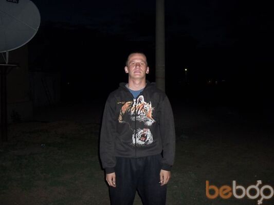  ,   Vladimir, 32 ,  