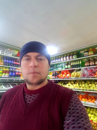 ,   Ali, 38 ,     