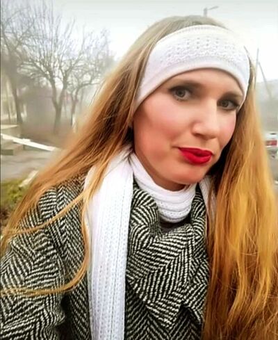  ,   Gospozha, 32 ,   ,   