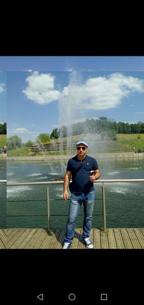  ,   Goga, 39 ,   ,   