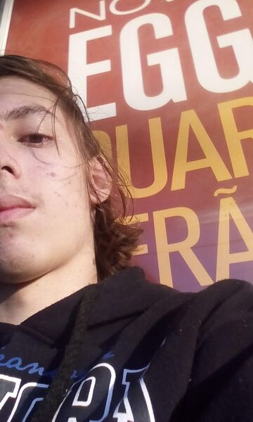  ,   Erick, 25 ,   ,   