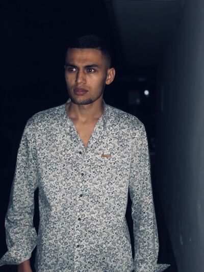  ,   Xushnud, 23 ,   ,   