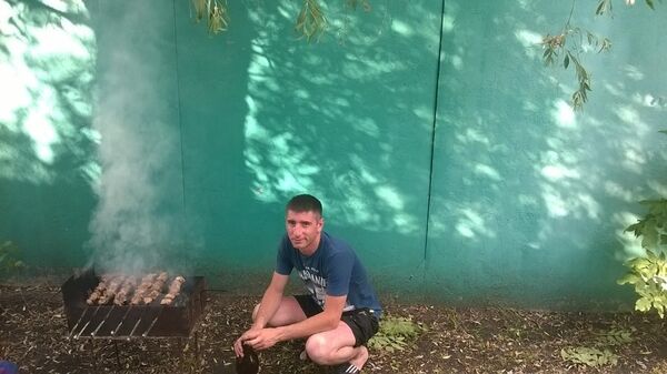  ,   Grisa, 37 ,   ,   , c 