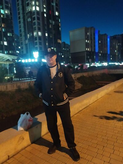  ,   Vladimir, 39 ,   ,   
