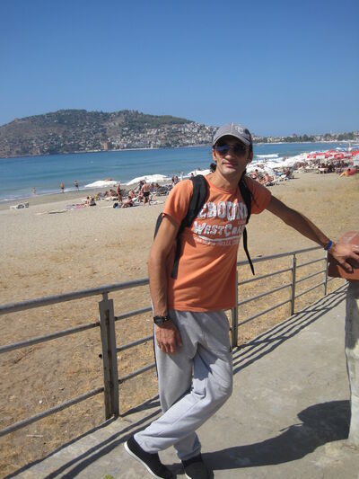  ,   Paata, 49 ,   