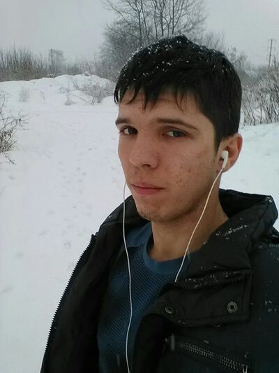  ,   Mikhail, 31 ,   ,   , c 