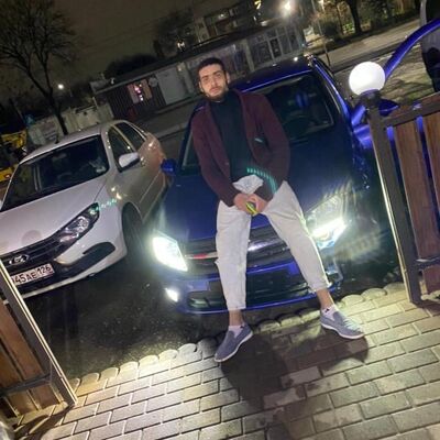  ,   Anton, 28 ,   ,   
