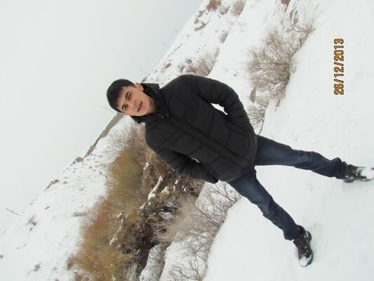  ,   Don, 32 ,   