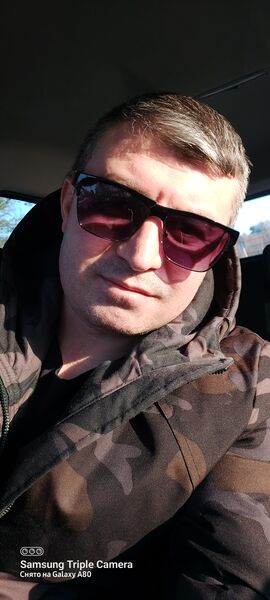  ,   Jamal, 42 ,   ,   