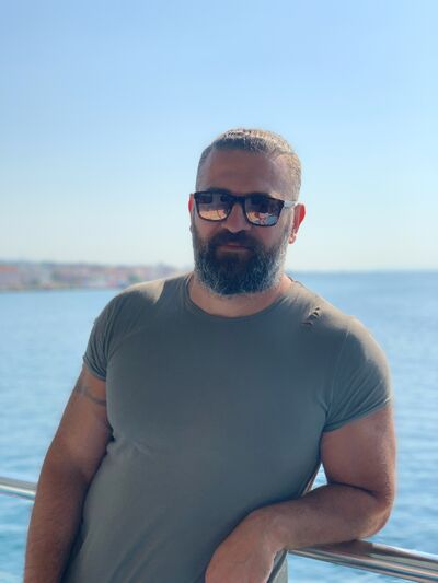  ,   Vlad, 45 ,   ,   