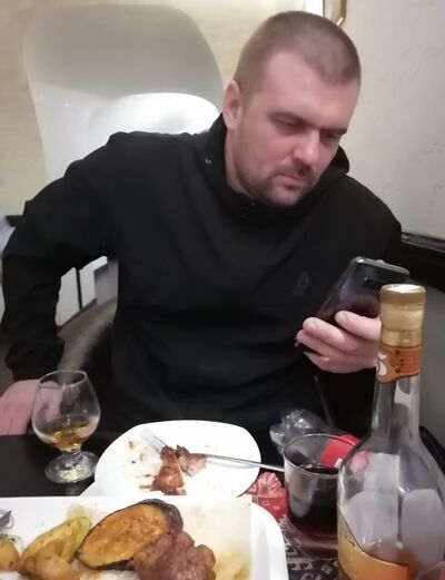  ,   Pavel, 42 ,   ,   , c , 