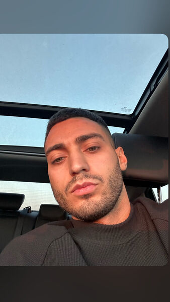  ,   Artur, 24 ,   c , 