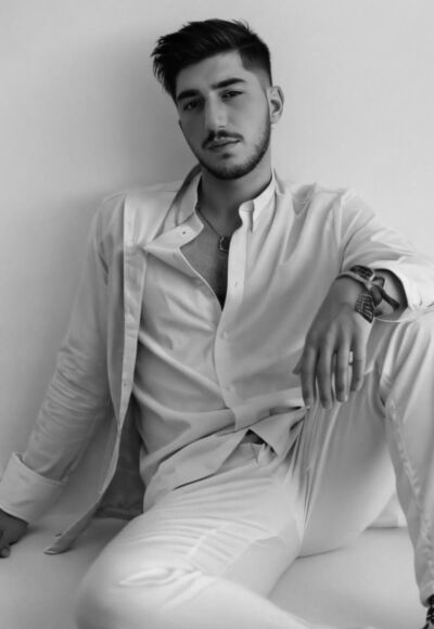  ,   Sultan, 28 ,   ,   