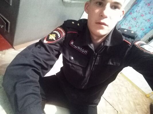  -,   , 32 ,   