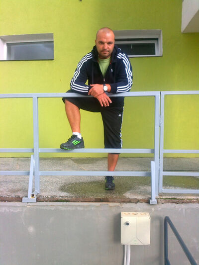  Nacka,   Sergey, 51 ,   ,   , c , 