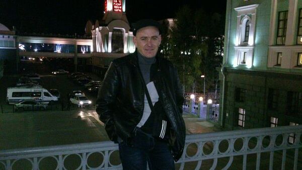  ,   VITALY, 42 ,   ,   , c 