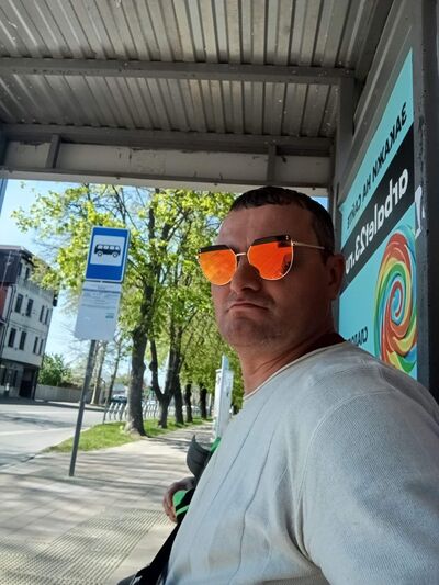  ,   Oleg, 46 ,   ,   , c , 