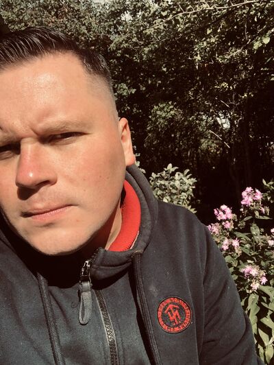  ,   Artem, 40 ,   ,   