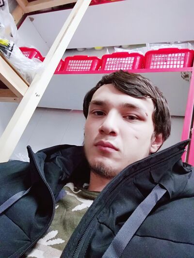  ,   Malik, 29 ,   ,   , c 