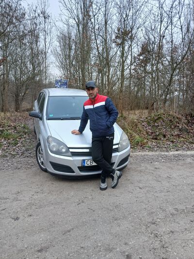  ,   Elshan, 42 ,   ,   