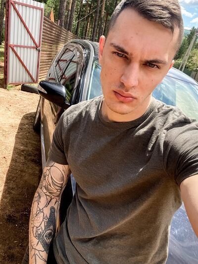  ,   Artur, 29 ,   ,   