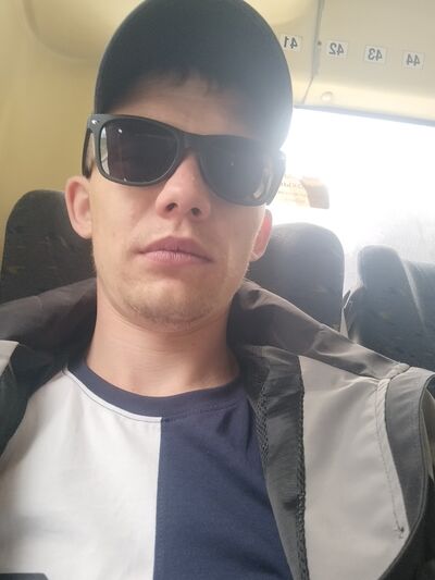  ,   Albert, 29 ,   ,   