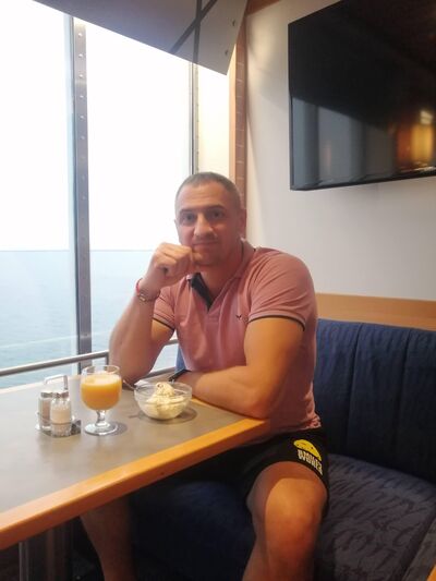  ,   Stanislav, 40 ,   ,   , c 