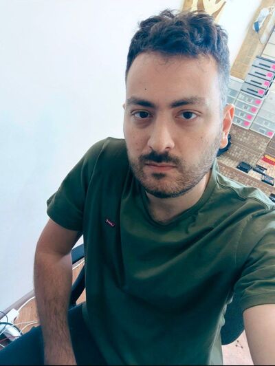  ,   Viktor, 33 ,   ,   