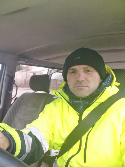  ,   Ruslan, 47 ,   ,   
