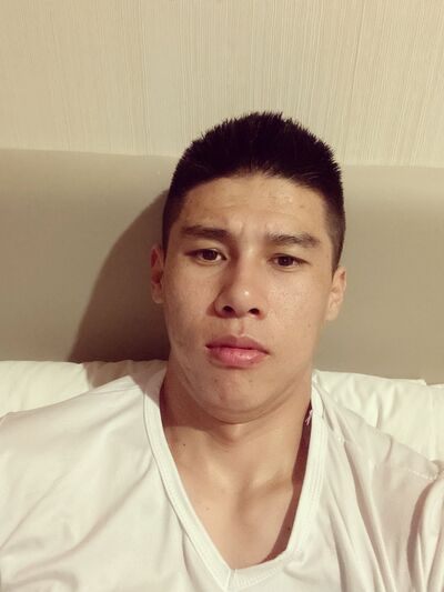  ,   Ruslan, 33 ,   ,   , c , 