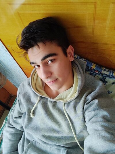  ,   Oktay, 21 ,   ,   , 