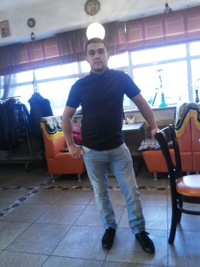  ,   Artur, 38 ,     , c 