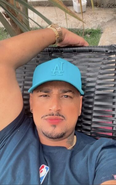  -,   Thiago, 37 ,   ,   