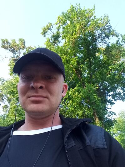  ,   Vanya, 41 ,   