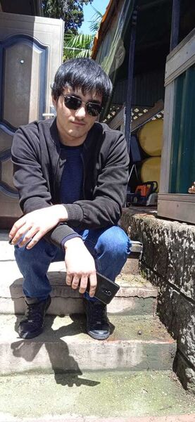  ,   Leon, 24 ,   