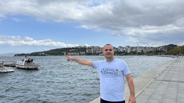  ,   Ozii, 28 ,   ,   