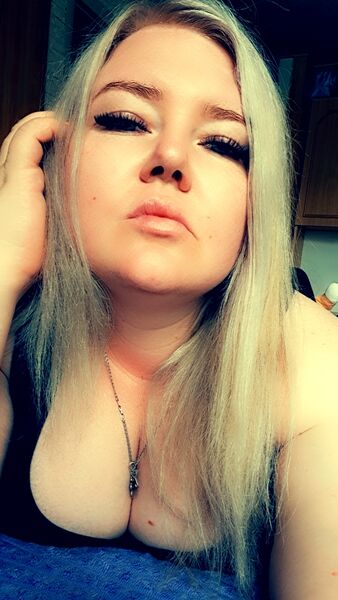  ,   Tanyushka, 32 ,   c 