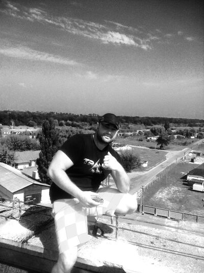  ,   Artem, 40 ,   ,   , c 