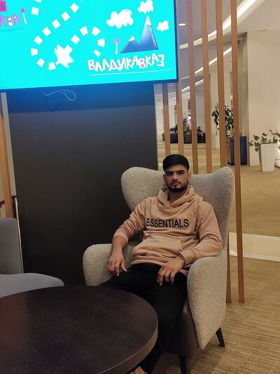  ,   Maihan, 25 ,   ,   