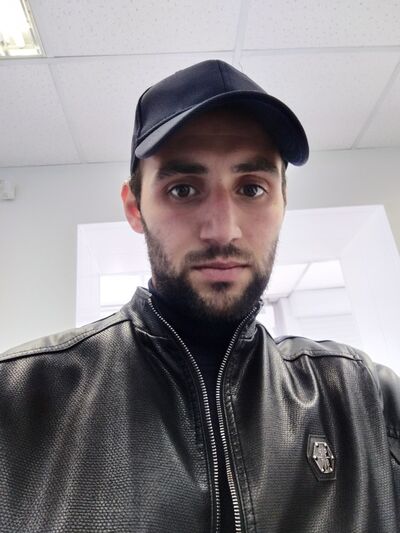  ,   Artur, 31 ,   ,   , c 