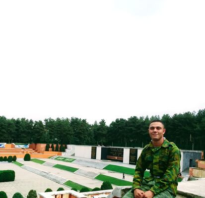  ,   Manuchehr, 22 ,   ,   