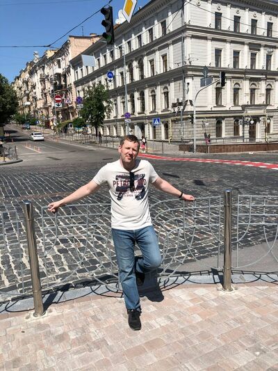  ,   Kostia, 39 ,   ,   