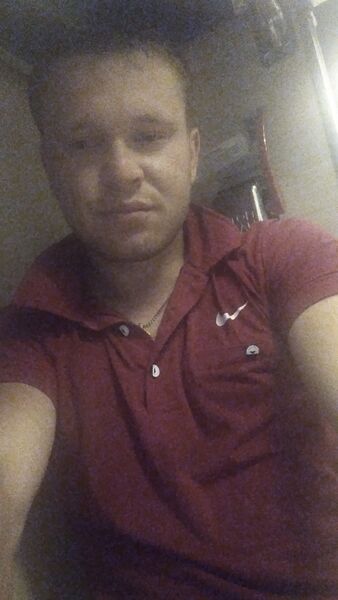  ,   Anton, 26 ,     , c , 