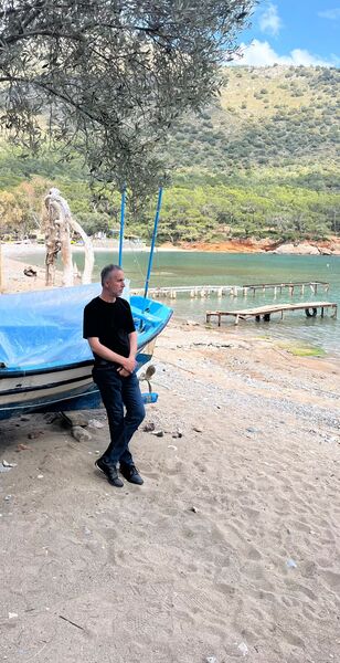  ,   Hamdi faruk, 49 ,   ,   