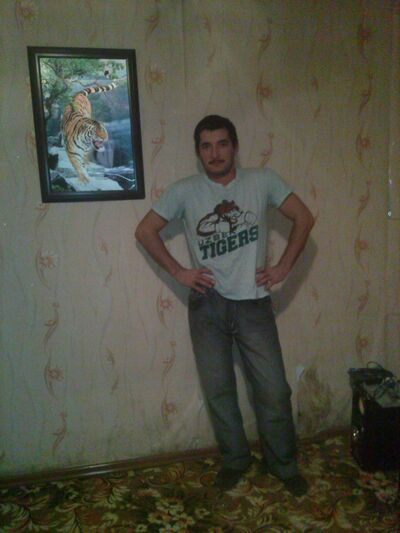  ,   Albert, 33 ,   , 