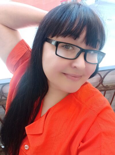 ,   Ella, 48 ,   ,   