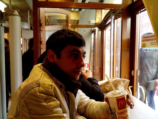  ,   Tigran, 39 ,  
